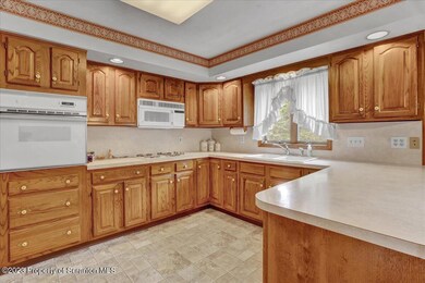 2301 Cedar Ave, Scranton, PA 18505 - photo 4