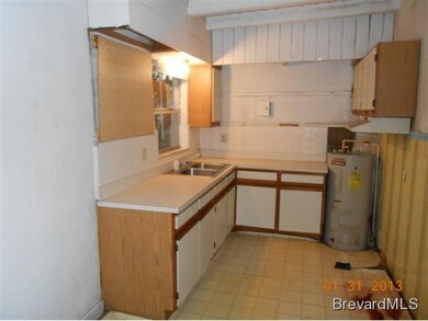 519 S Robbins Ave, Titusville, FL 32796 - photo 4