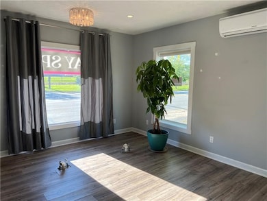 1070 Wayne Ave, Indiana, PA 15701 - photo 7