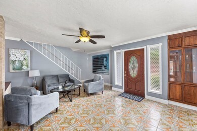 7015 Bent Branch Dr, Houston, TX 77088 - photo 3