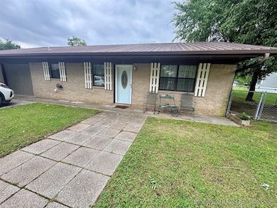 510 Beverly Ave, Vian, OK 74962 - photo 5