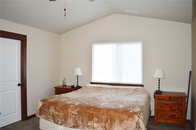 1749 5th St SE, East Wenatchee, WA 98802 - photo 7