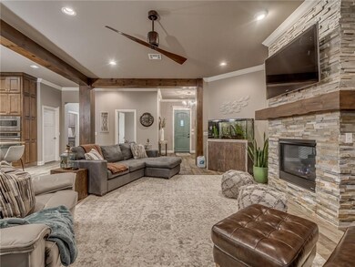 19709 Rambling Creek Dr, Edmond, OK 73012 - photo 7