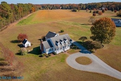 602 Cedar Pointe Dr, Weems, VA 22576 - photo 4