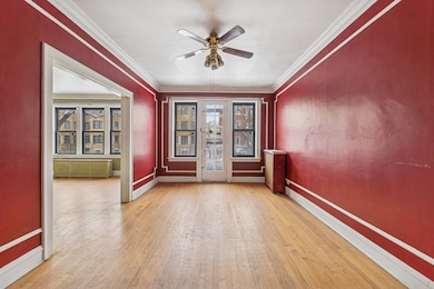 6851 S Paxton Ave unit 1, Chicago, IL 60649 - photo 2