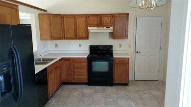 4015 Leslie Ct, Franklin, IN 46131 - photo 2