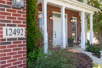 12492 Washington St-16