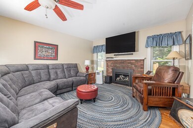 29 Bayberry Rd, Hanson, MA 02341 - photo 2