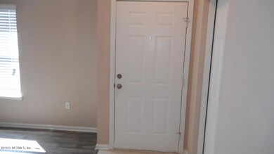 7774 Mordecai Ct, Jacksonville, FL 32210 - photo 4