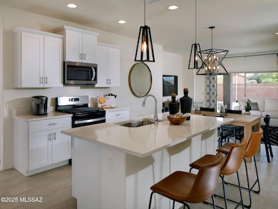 TUC_Chaparral_Carnival_Balance_Kitch2