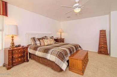8907 E Knowles Spacious Master Suite