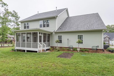 Exterior_Back