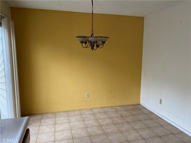 12194 Orchid Ln unit B, Moreno Valley, CA 92557 - photo 7