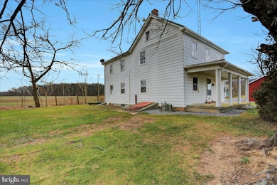 13398 Dickeys Rd, Mercersburg, PA 17236 - photo 5