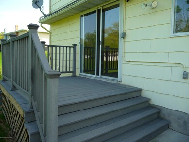 108 Highland Dr, Hawley, PA 18428 - photo 7