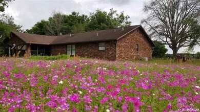 1213 SW Howell St, Lake City, FL 32024 - photo 3