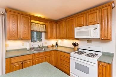 17 Gary Rd, Middleton, NH 03887 - photo 2