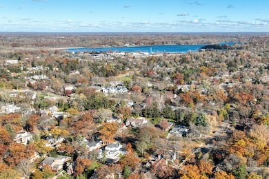 978 Gladstone Dr SE, Grand Rapids, MI 49506 - photo 6