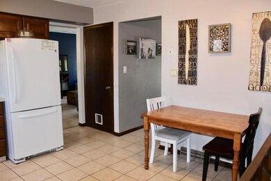 Kitchen with eating area