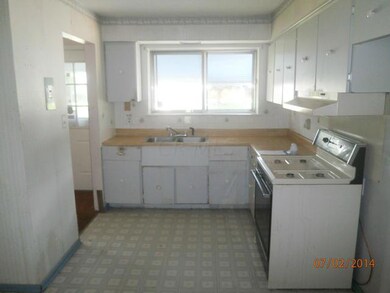 2462 Daily Rd, Columbus, OH 43232 - photo 2