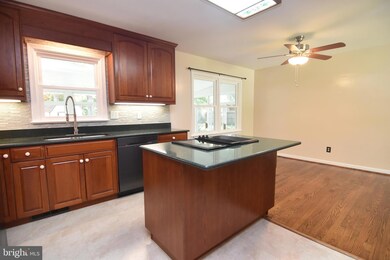 22870 Maple Rd, Lexington Park, MD 20653 - photo 7