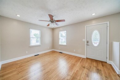 803 E 7th St, Rolla, MO 65401 - photo 2