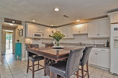 104 Norton Ave unit 4, South Easton, MA 02375 - photo 2