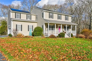 173 Westmoreland Ln, Saunderstown, RI 02874 - photo 3