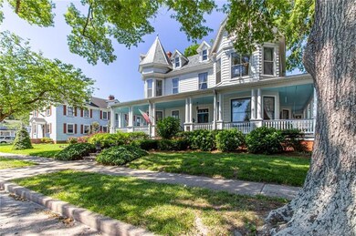 711 Lee St, West Point, VA 23181 - photo 3