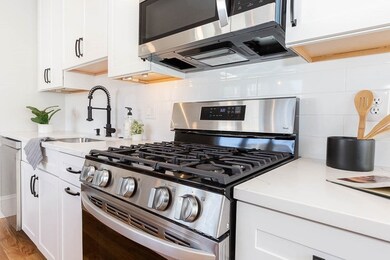 22 Everett St unit 2, Dorchester, MA 02122 - photo 5