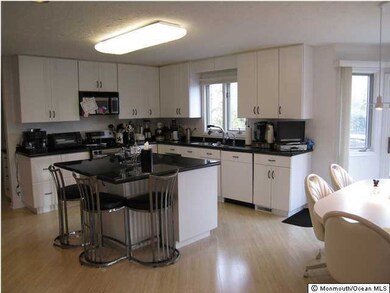 25 Country Squire Ln, Holmdel, NJ 07733 - photo 3