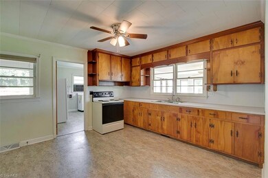 1768 Poole Town Rd, Asheboro, NC 27205 - photo 4