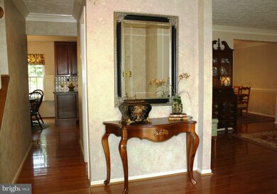 11564 Paramus Dr, North Potomac, MD 20878 - photo 2