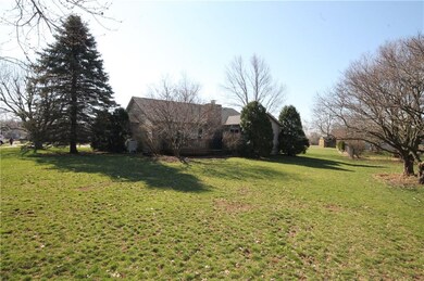 3606 Bonaventure Ct, Columbus, IN 47203 - photo 5