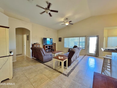 8559 W Canterbury Ln, Arizona City, AZ 85123 - photo 6