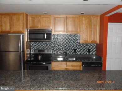 210 Washington Place unit 10, Chesterbrook, PA 19087 - photo 3