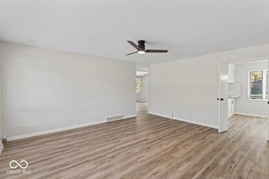 53 N Devon Ave, Indianapolis, IN 46219 - photo 6