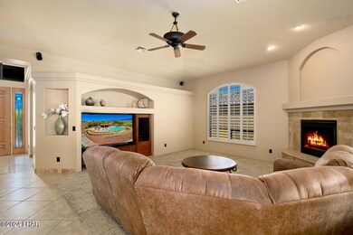 3467 N. Latrobe Dr-10