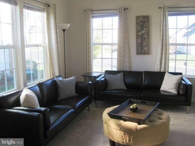 16870 Reef Knot Way, Woodbridge, VA 22191 - photo 5