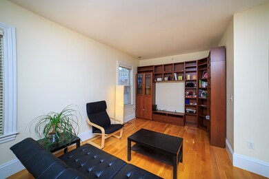 515 Green St unit 3, Cambridge, MA 02139 - photo 5