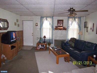 3418 W 3rd St, Marcus Hook, PA 19061 - photo 5