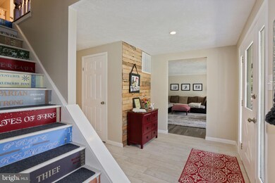 15009 Woodglen Ct, Dumfries, VA 22025 - photo 6