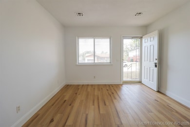 1119 N Kansas Ave, Claremore, OK 74017 - photo 5