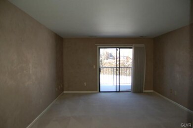 853 Cold Spring Rd unit 6, Allentown, PA 18103 - photo 3