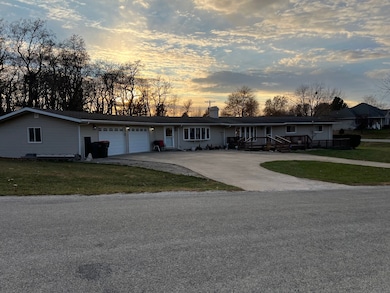 143 Choctaw Trail, Loda, IL 60948 - photo 2