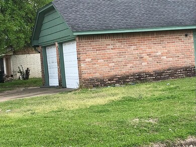 1339 Diplomat Way, Houston, TX 77088 - photo 6