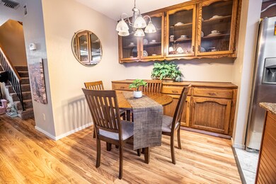 3-DiningArea