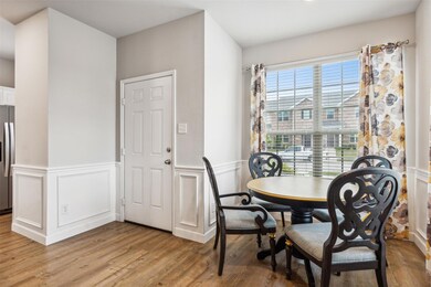 Nice, bright breakfast area!