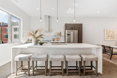 801 N 6th St (Interior)-5