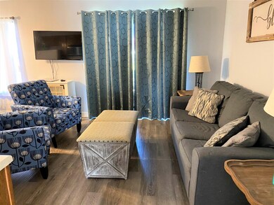 Living Rm